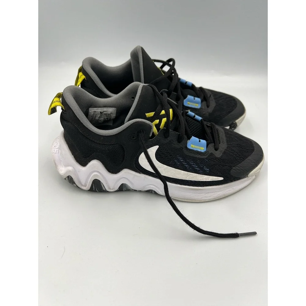 Nike Giannis Immortality‎ 2 Youth Size 6Y Basketball Shoes Black White Boys EU38